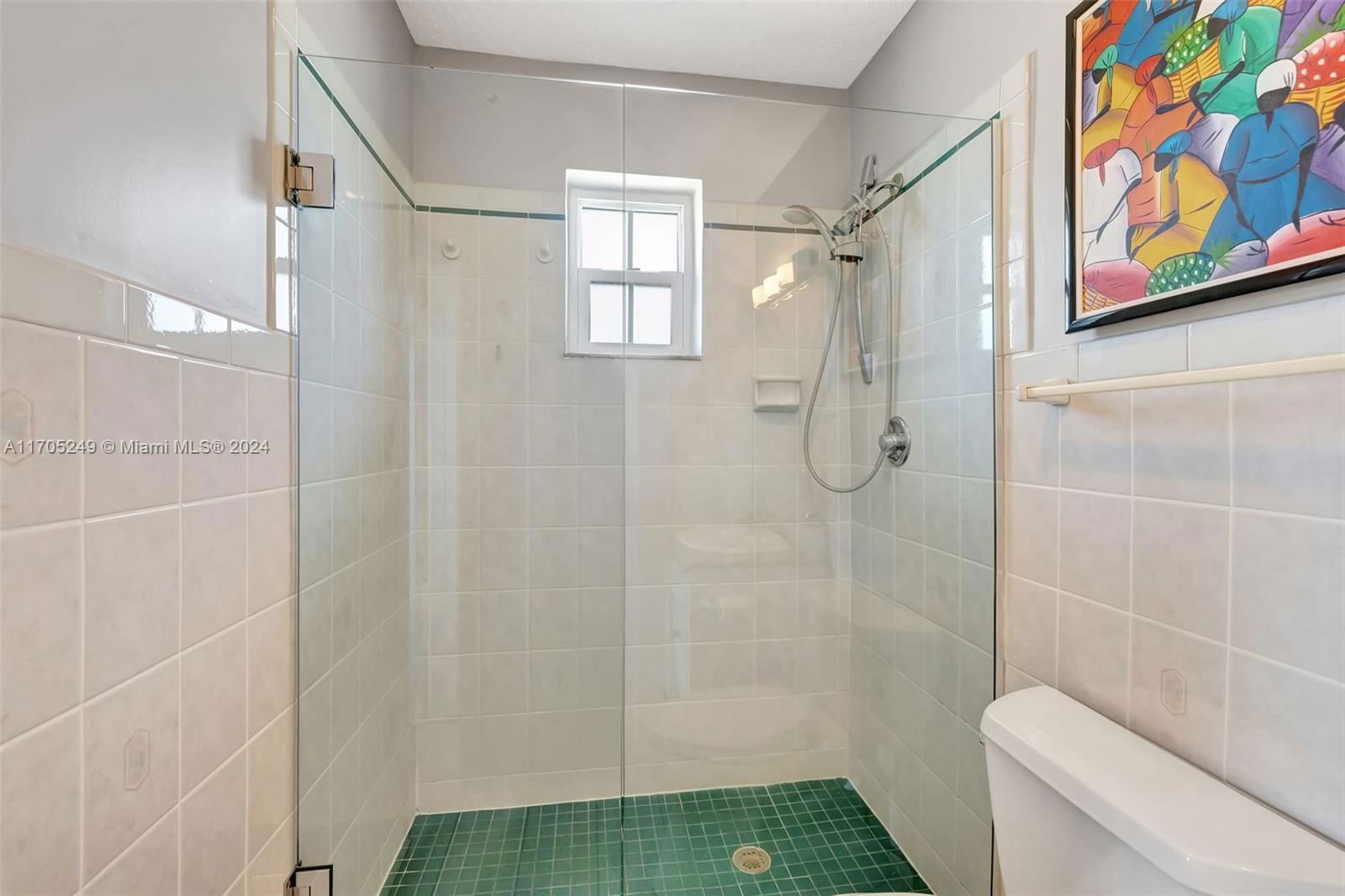 Real estate property located at 221 9th Ave #211, Broward, Pompano Place Condo, Pompano Beach, FL