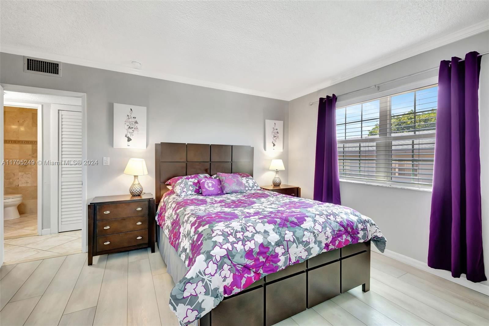 Real estate property located at 221 9th Ave #211, Broward, Pompano Place Condo, Pompano Beach, FL