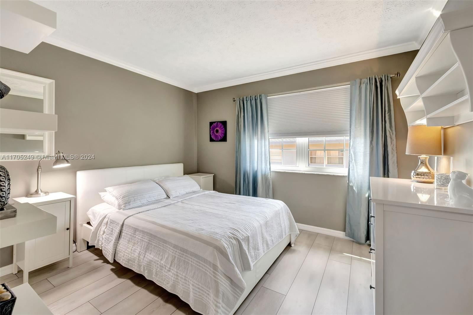 Real estate property located at 221 9th Ave #211, Broward, Pompano Place Condo, Pompano Beach, FL