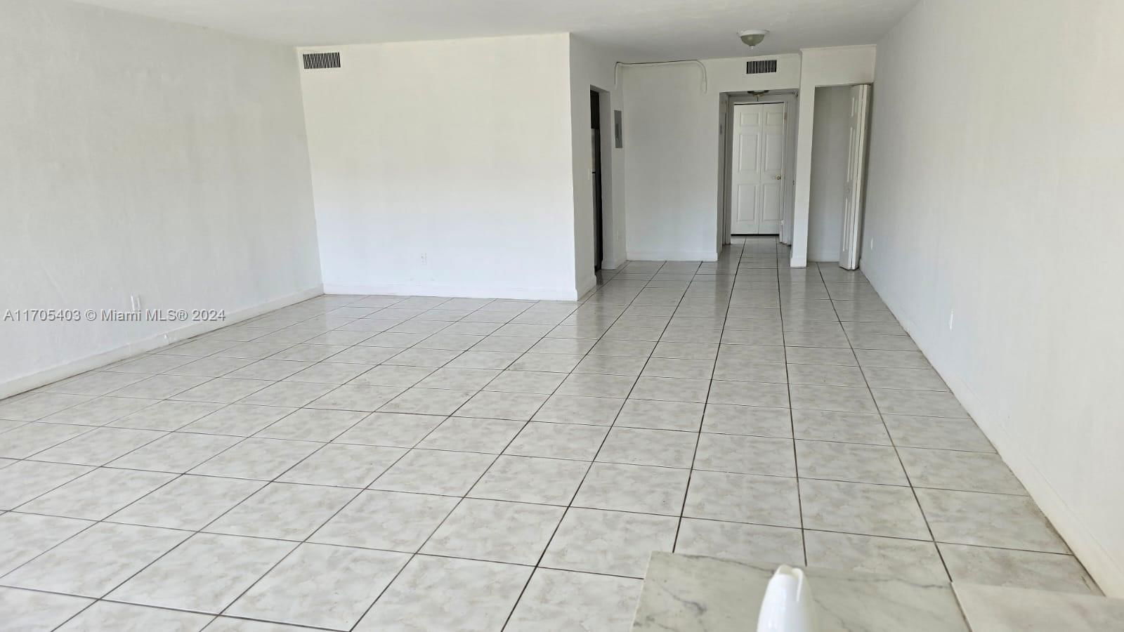 Real estate property located at 1885 121st St #17, Miami-Dade, SUTTON HOUSE CONDO, North Miami, FL