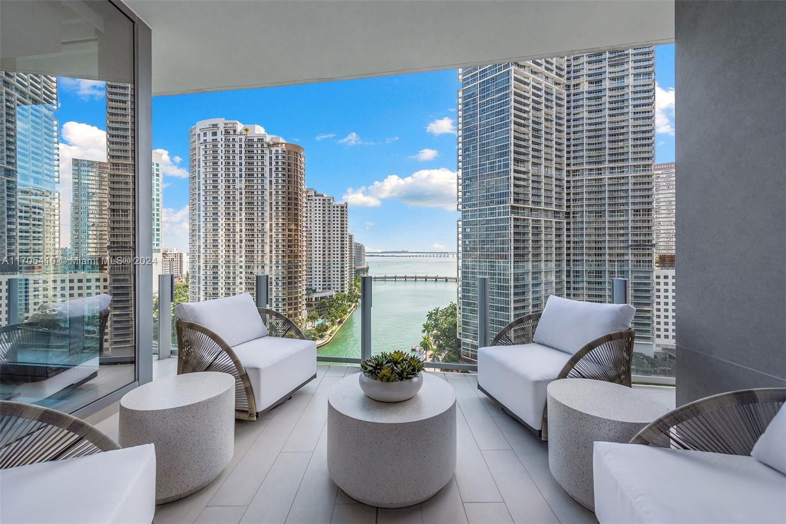 Real estate property located at 300 Biscayne Blvd Way #1605, Miami-Dade, Aston Martin Residences, Miami, FL