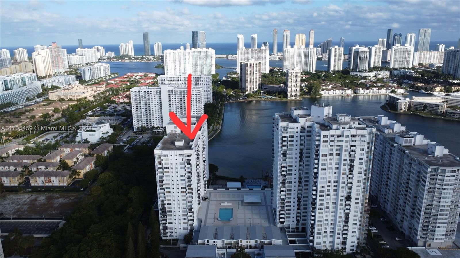 Real estate property located at 2780 183rd St #1802, Miami-Dade, COMMODORE PLAZA CONDO, Aventura, FL