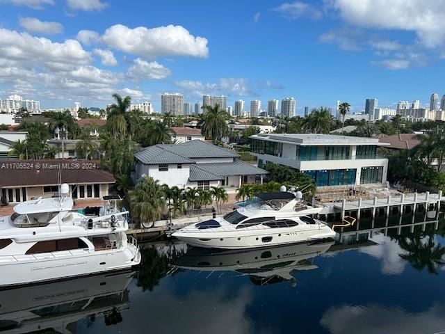 Real estate property located at 2935 163rd St #5L, Miami-Dade, BAYSWATER COURT CONDO, North Miami Beach, FL