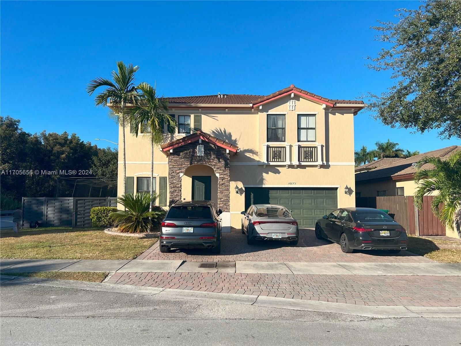 Real estate property located at 16673 44th St, Miami-Dade, INTERLAKEN, Miami, FL