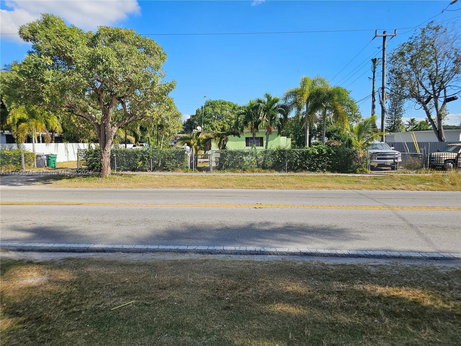 Real estate property located at 29035 157th Ave, Miami-Dade, LEISURE CITY SEC 1, Homestead, FL