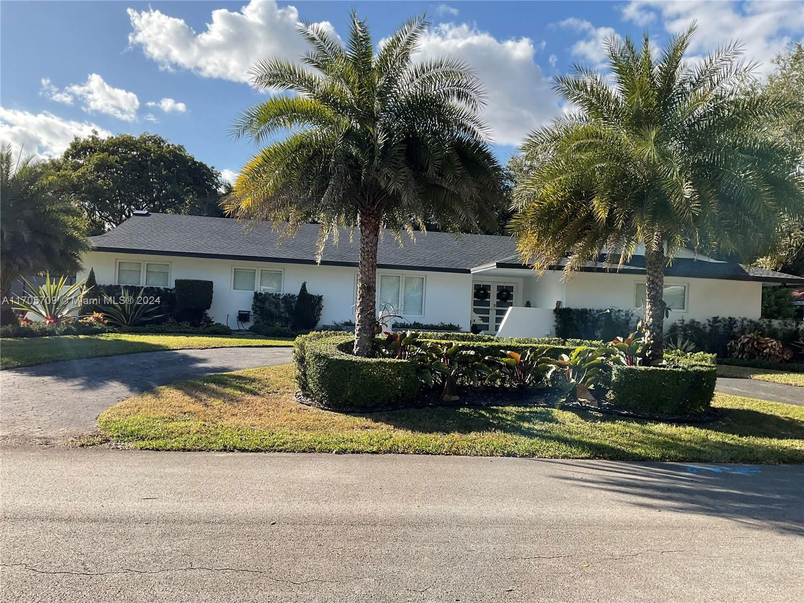 Real estate property located at 16924 80th Ct, Miami-Dade, BRIARWOOD ESTATES, Palmetto Bay, FL