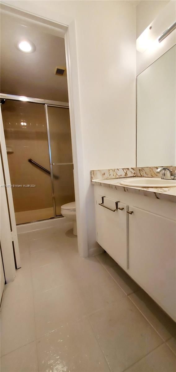 Real estate property located at 10304 Sunrise Lakes Blvd #211, Broward, Sunrise Lakes 177 Condo, Sunrise, FL