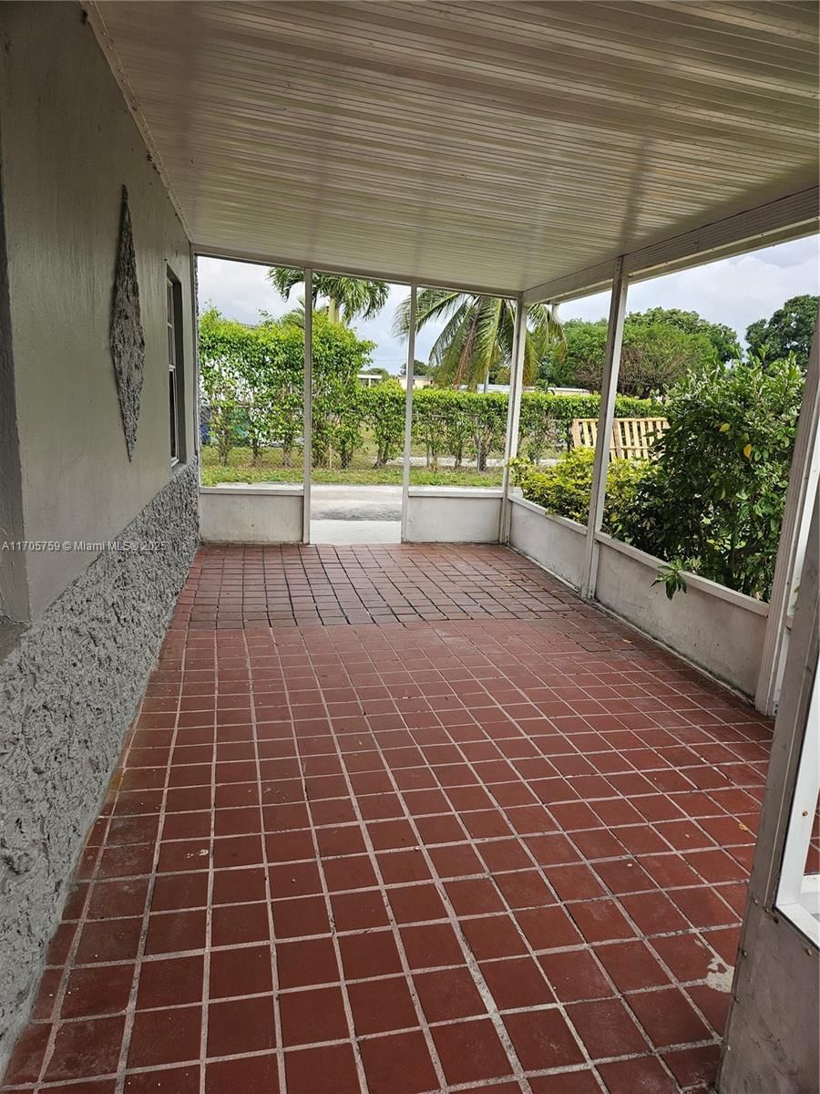 Real estate property located at 2545 159th Ter, Miami-dade, Bunche Park, Miami Gardens, FL