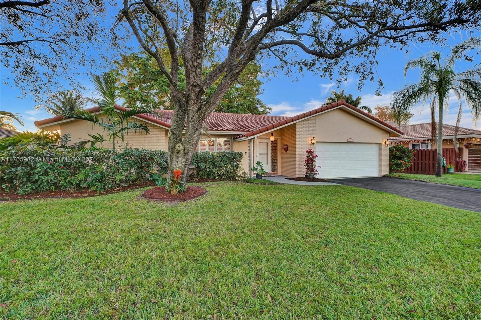 Real estate property located at 1222 83rd Ave, Broward, RAMBLEWOOD SOUTH, Coral Springs, FL