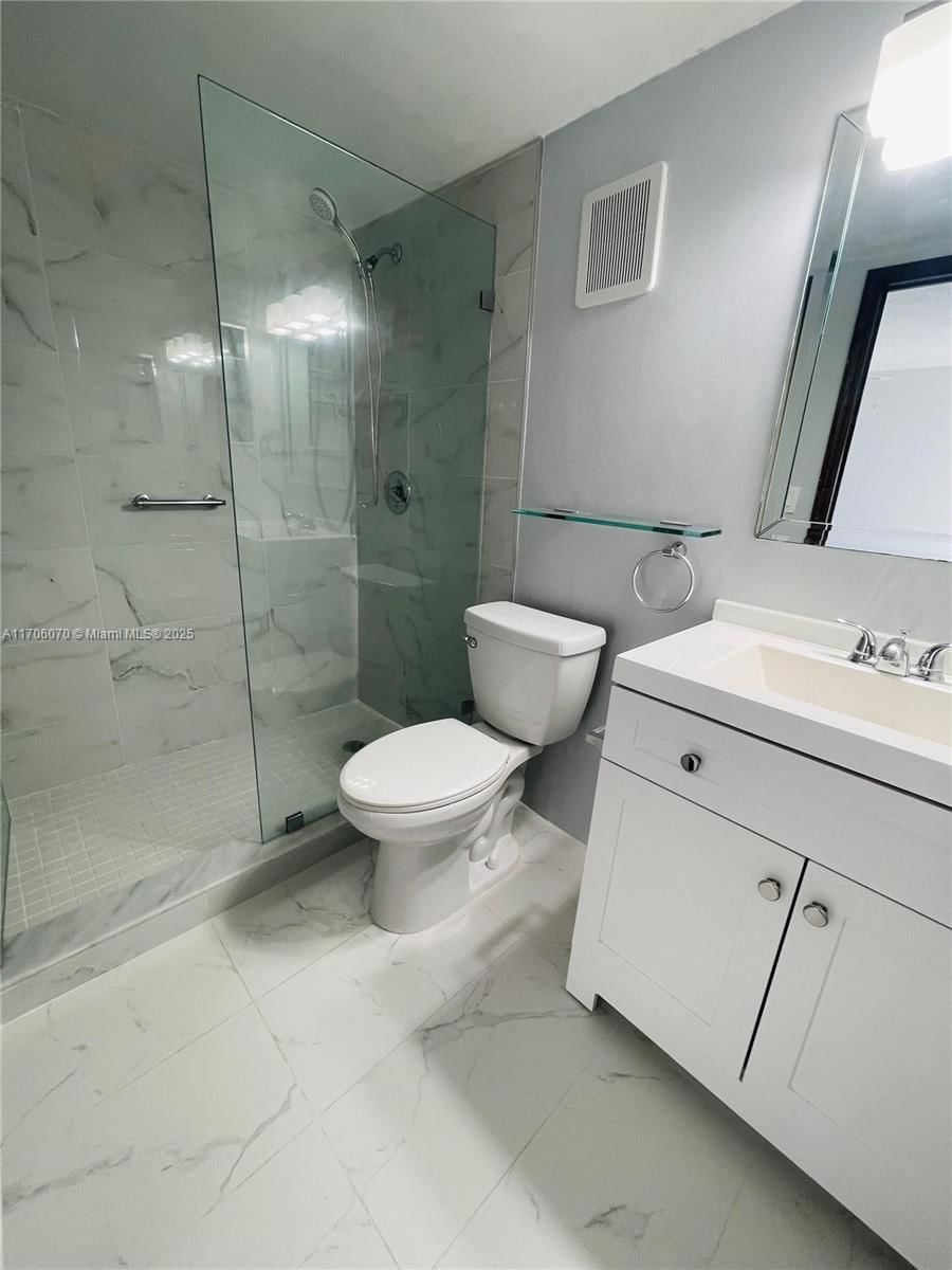 Real estate property located at 8035 107th Ave #102, Miami-dade, The Horizons Condo #1, Miami, FL