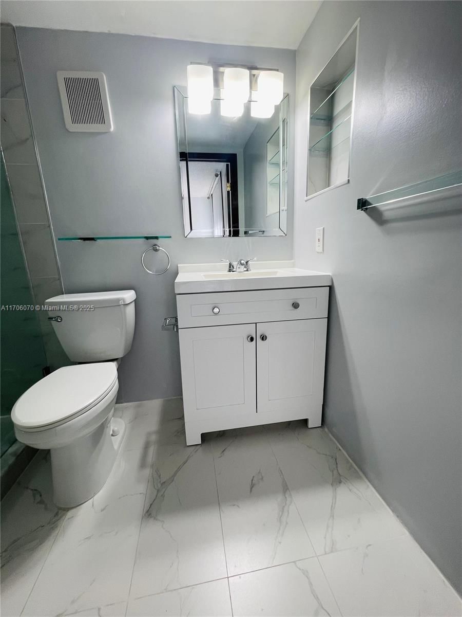 Real estate property located at 8035 107th Ave #102, Miami-dade, The Horizons Condo #1, Miami, FL