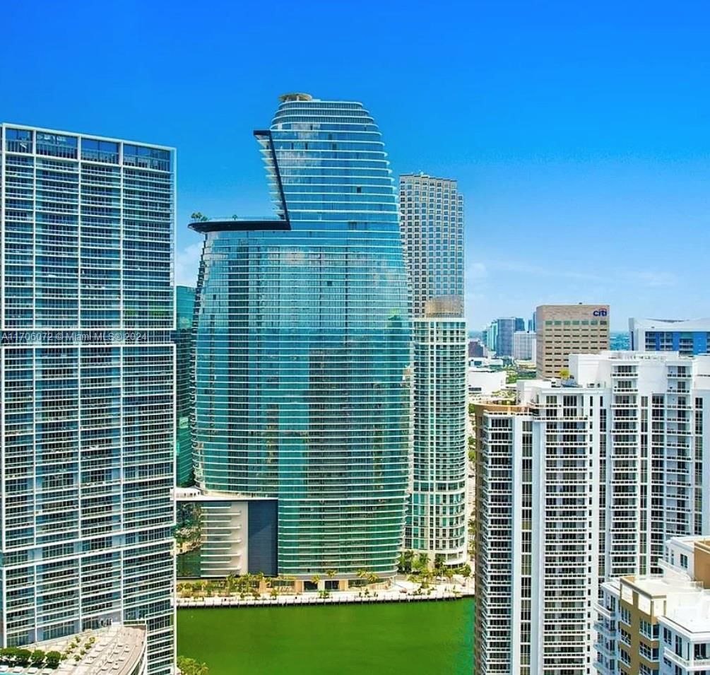 Real estate property located at 300 Biscayne Boulevard Way #2804, Miami-Dade, 300 Biscayne Boulevard Way, Miami, FL