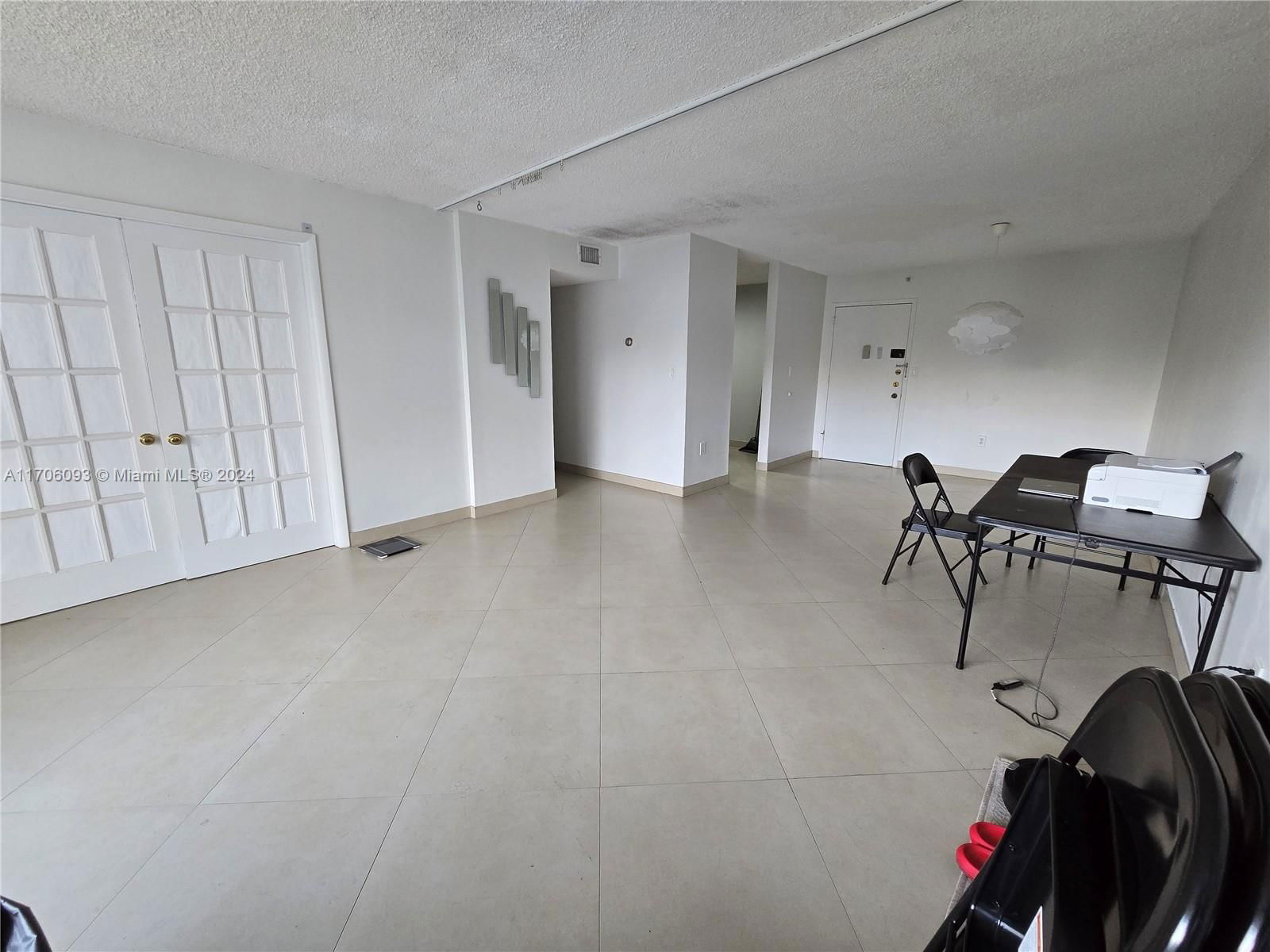 Real estate property located at 2780 183rd St #409, Miami-Dade, COMMODORE PLAZA CONDO, Aventura, FL