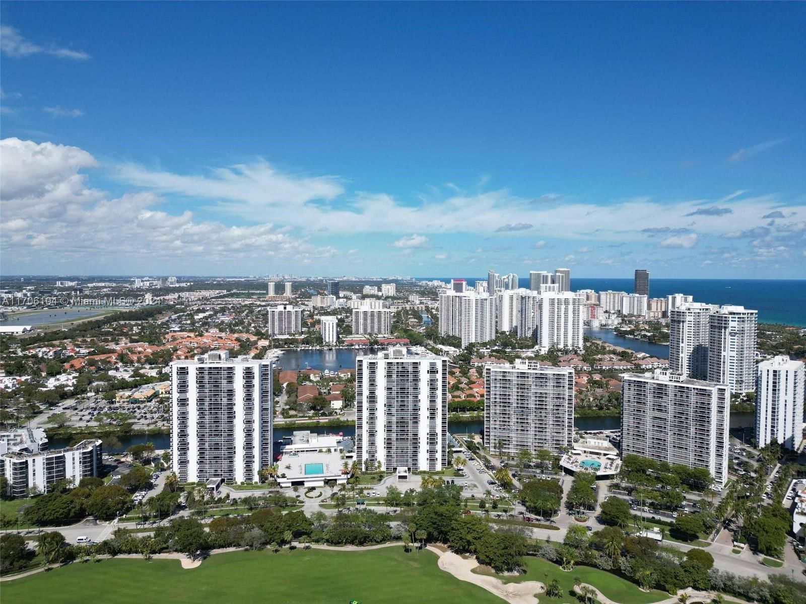 Real estate property located at 3675 Country Club Dr #1906, Miami-Dade, AVENTURA ELDORADO CONDO, Aventura, FL