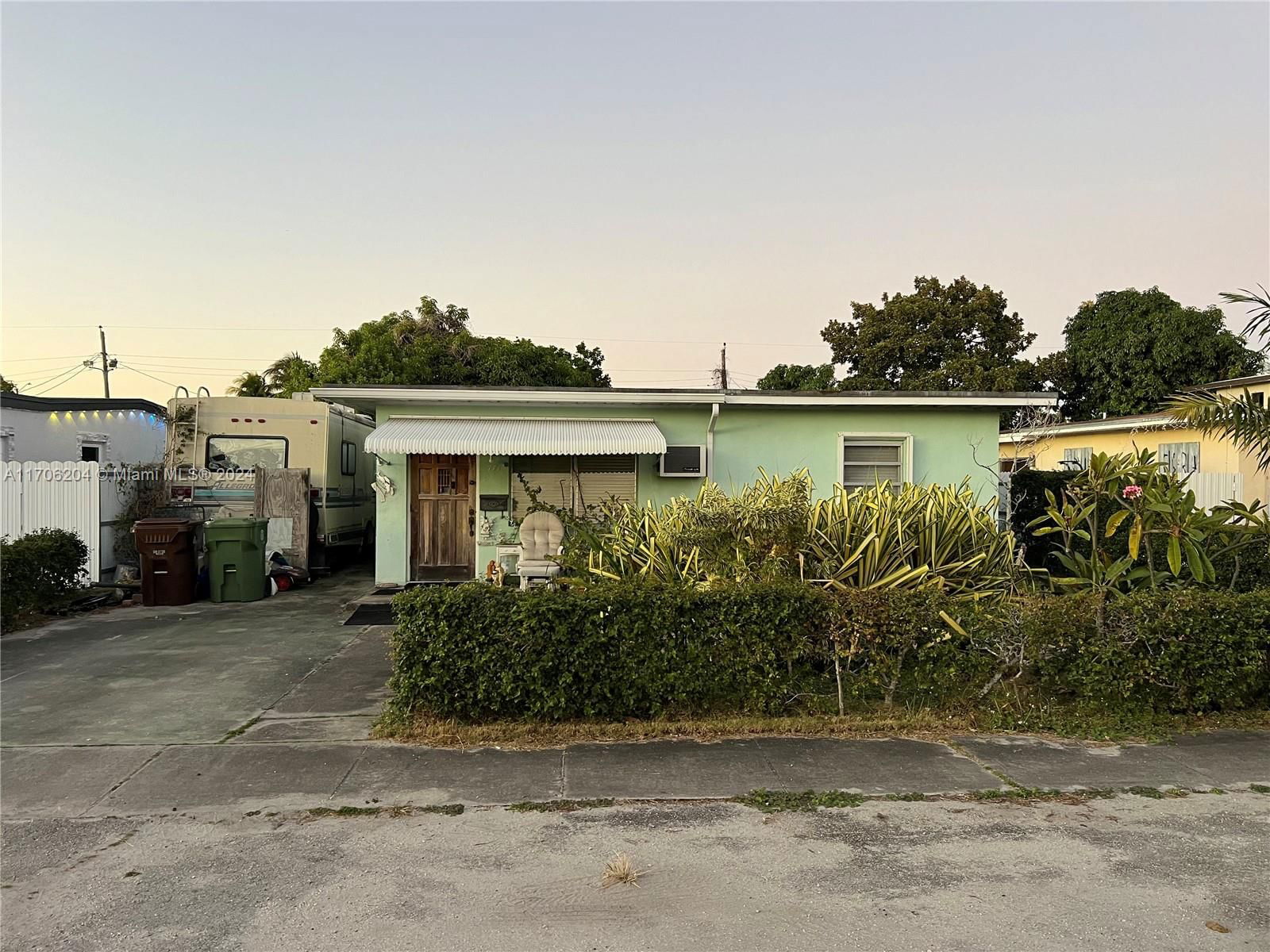 Real estate property located at 771 47th St, Miami-Dade, HIALEAH 16 ADDN AMD & REV, Hialeah, FL