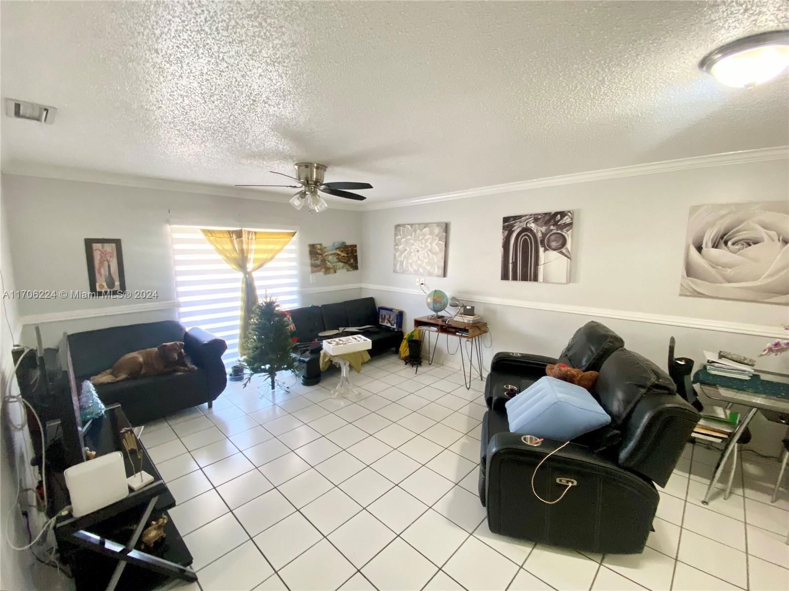 Real estate property located at 2925 80th St #221, Miami-Dade, POINCIANA WEST NO 1 CONDO, Hialeah, FL