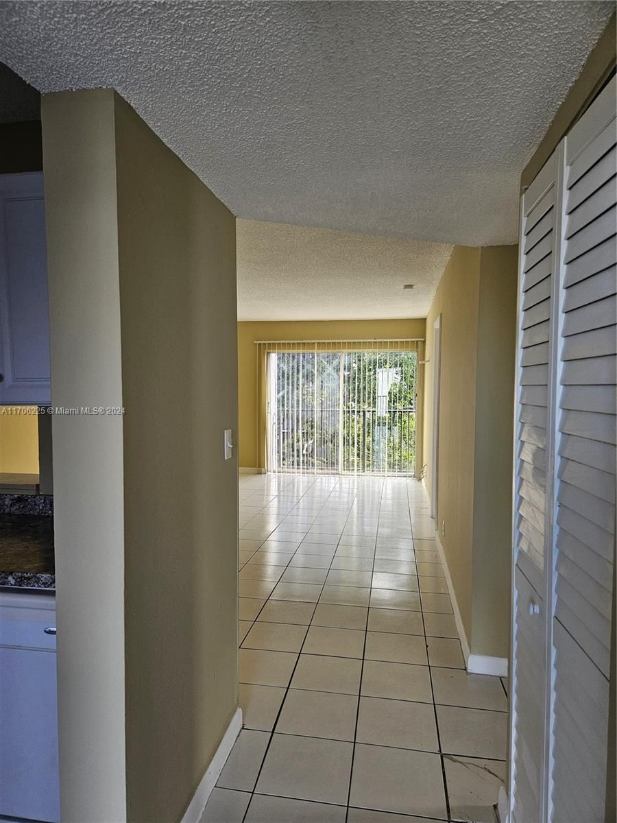 Real estate property located at , Broward, LAKESHORE AT UNIVERSITY P, Miramar, FL