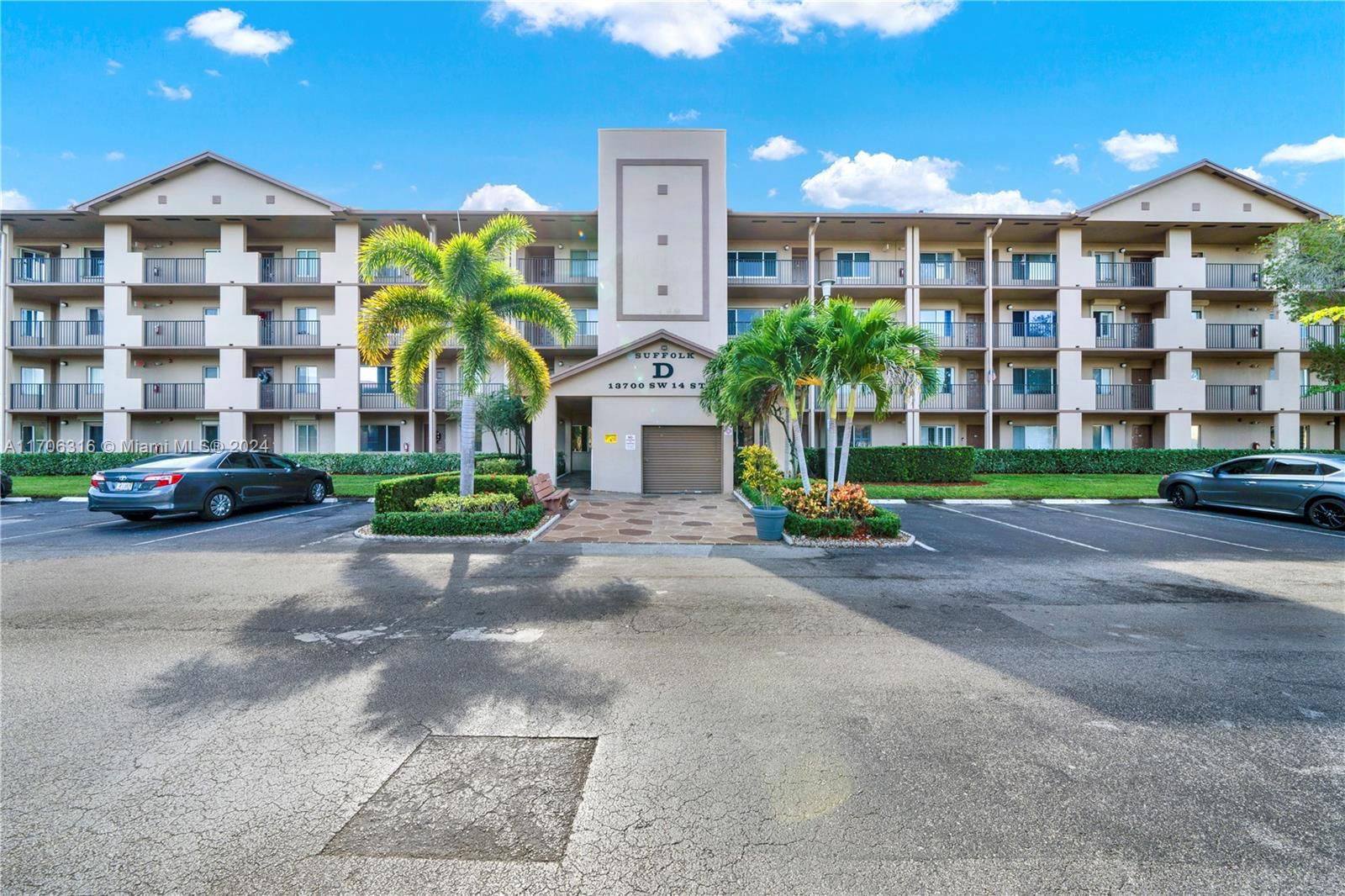 Real estate property located at 13700 14th St #410D, Broward, SUFFOLK AT CENTURY VILLAG, Pembroke Pines, FL