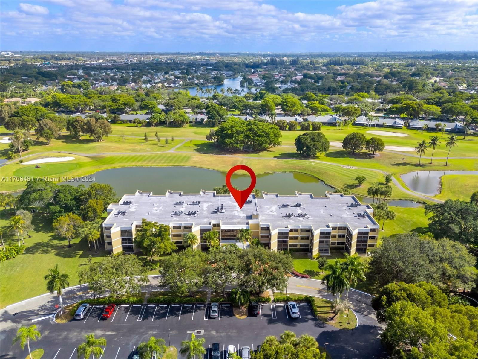 Real estate property located at 16100 Golf Club Rd #313, Broward, Building Four Of Country, Weston, FL