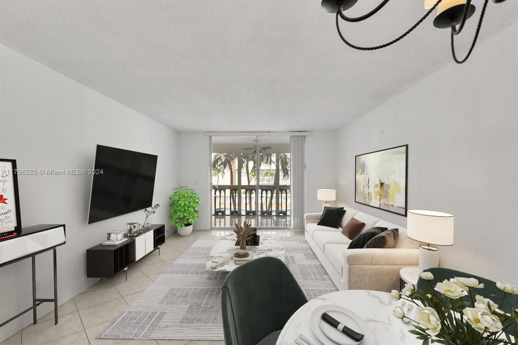 Real estate property located at 421 14th Ave #203, Broward, Meadowbrook Condo Apts Bl, Hallandale Beach, FL