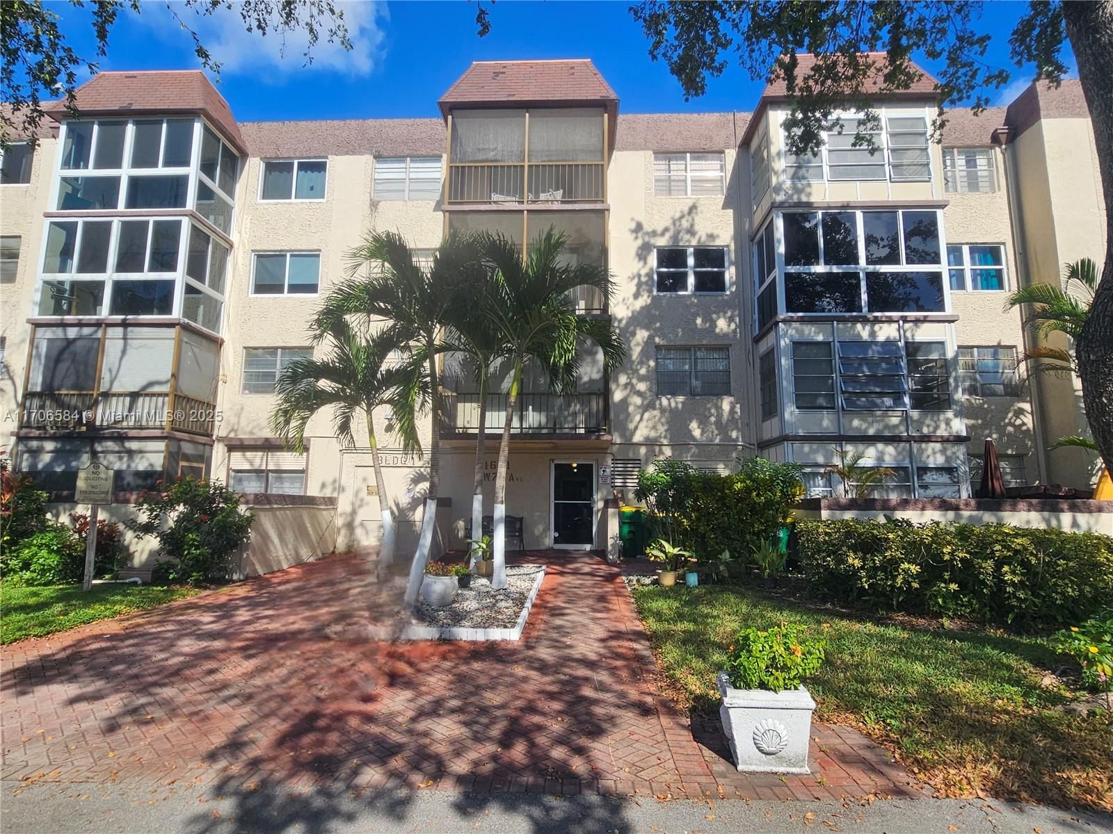 Real estate property located at 1681 70th Ave #303, Broward, Omega Condo No 1, Plantation, FL