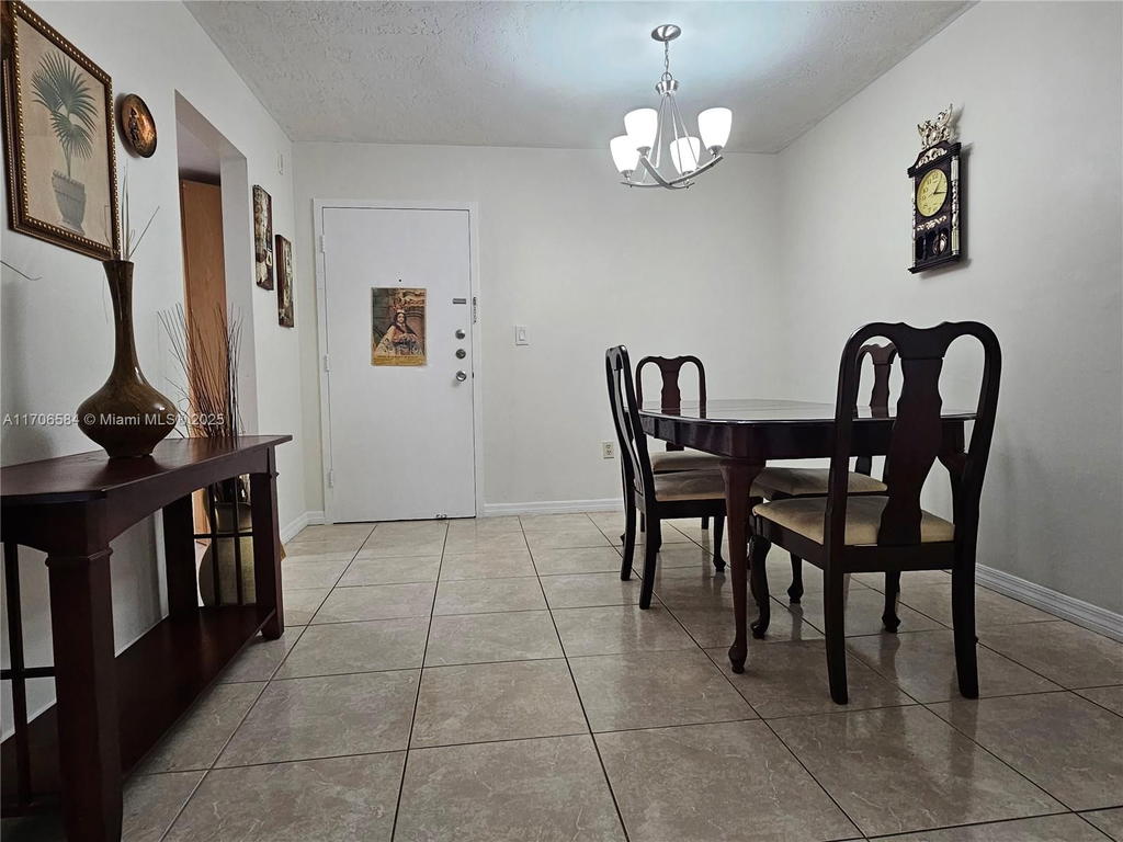 Real estate property located at 1681 70th Ave #303, Broward, Omega Condo No 1, Plantation, FL