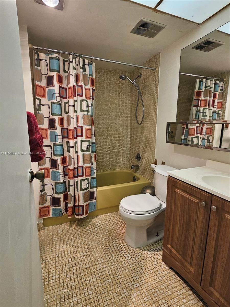 Real estate property located at 1681 70th Ave #303, Broward, Omega Condo No 1, Plantation, FL