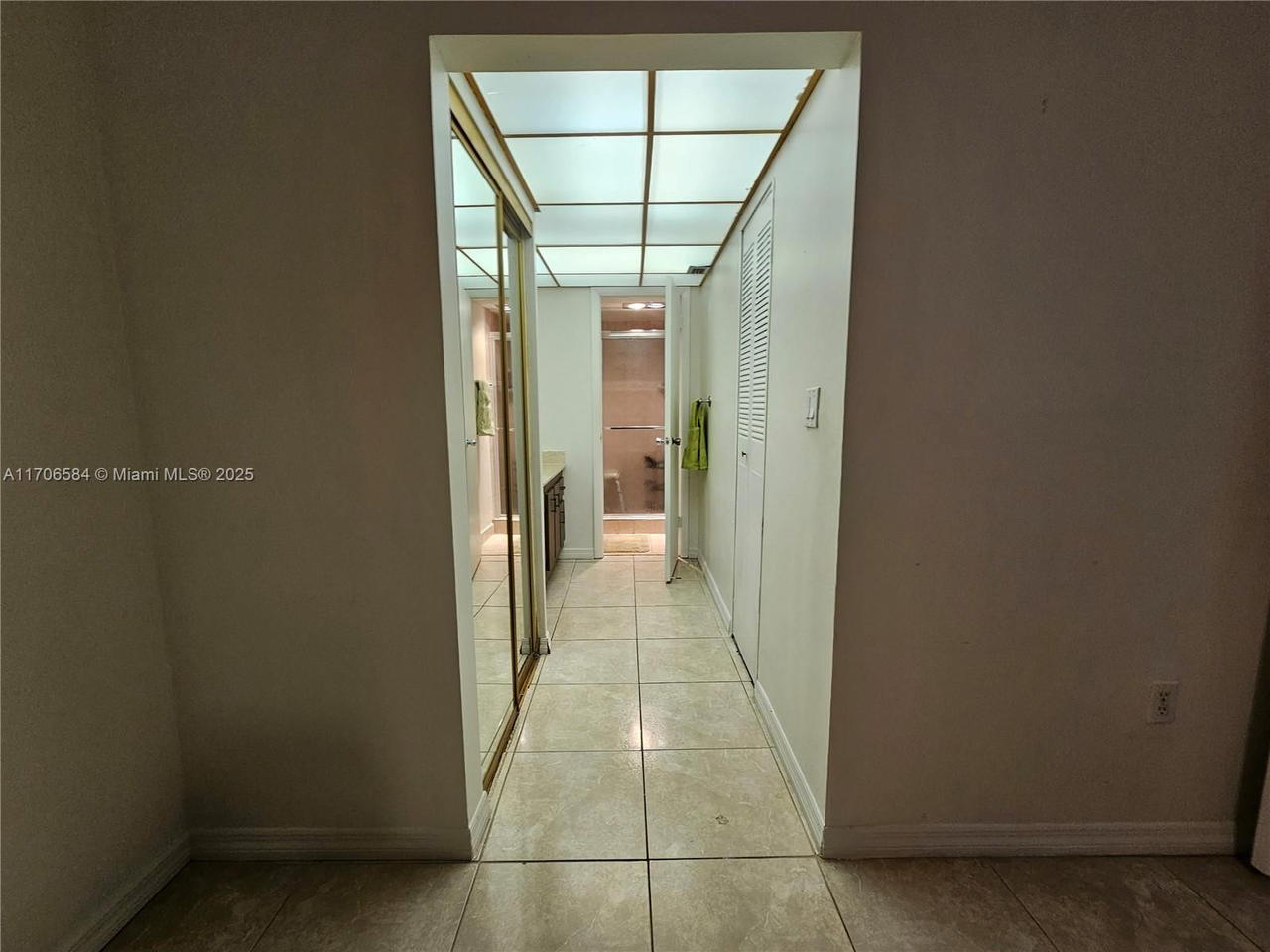 Real estate property located at 1681 70th Ave #303, Broward, Omega Condo No 1, Plantation, FL