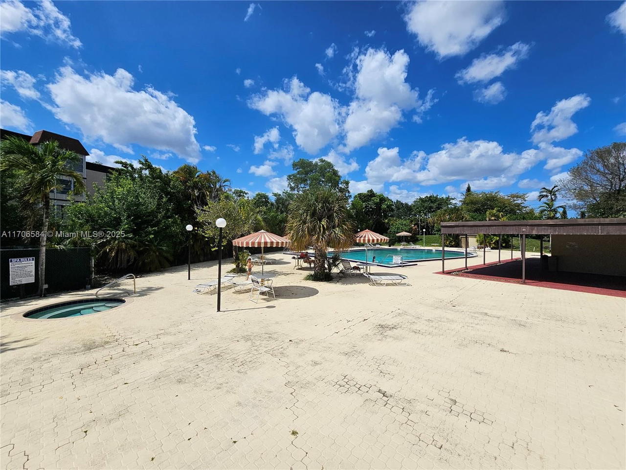 Real estate property located at 1681 70th Ave #303, Broward, Omega Condo No 1, Plantation, FL