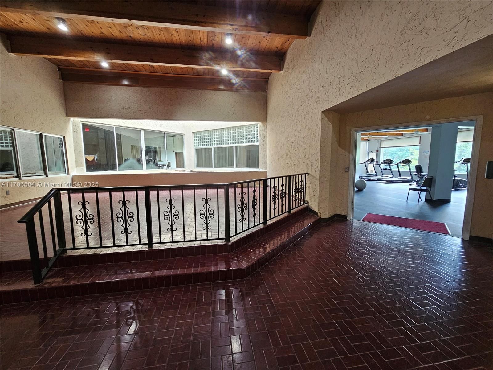 Real estate property located at 1681 70th Ave #303, Broward, Omega Condo No 1, Plantation, FL