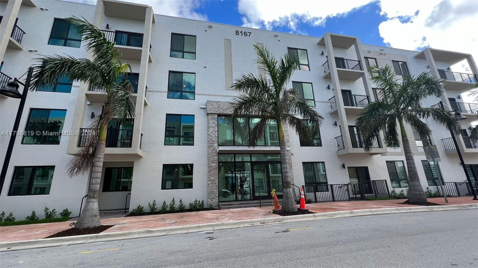 Real estate property located at 8167 41st St E-307, Miami-Dade, DOWNTOWN DORAL SOUTH PHAS, Doral, FL