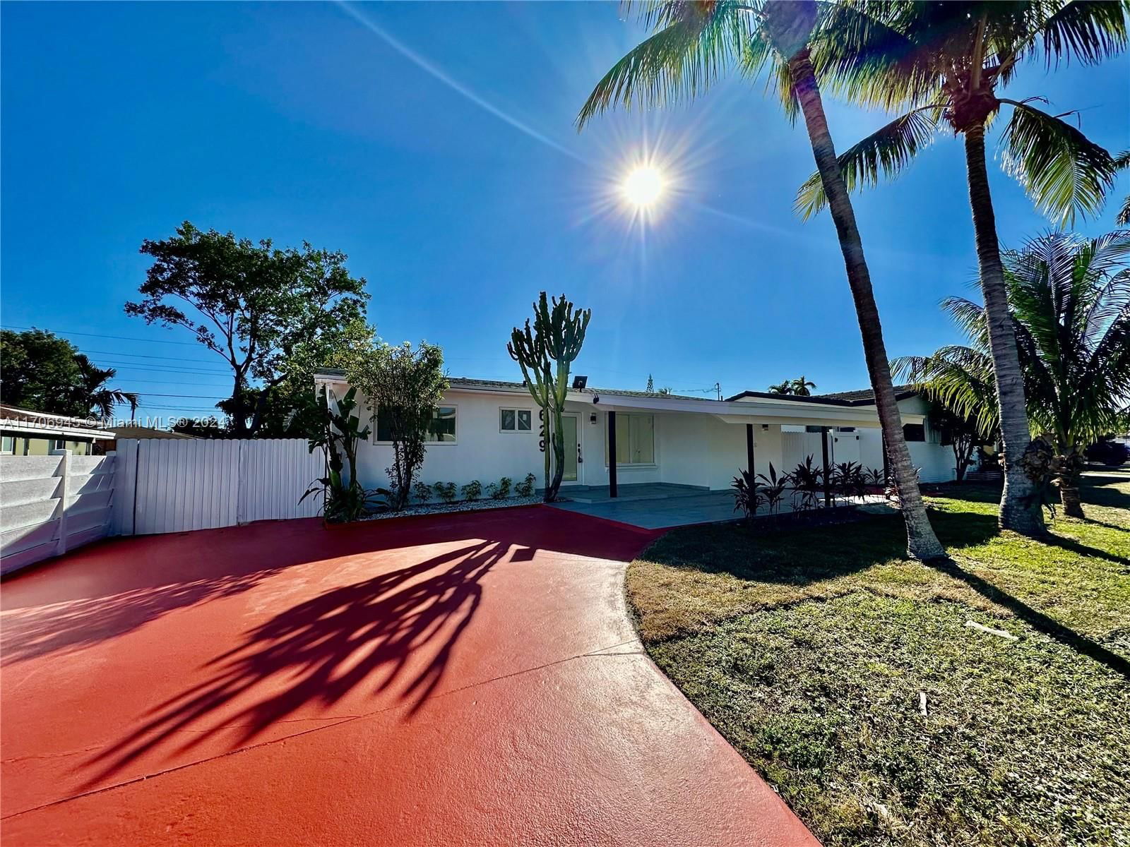 Real estate property located at 629 4th St, Broward, ACRES LAKE ESTATES, Hallandale Beach, FL