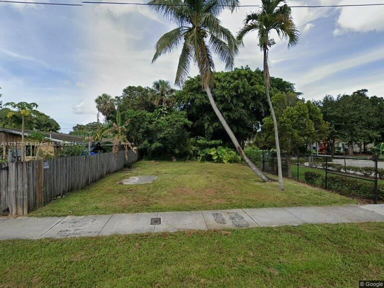 Real estate property located at 1750 29th Ave, Broward, ROHAN ACRES, Fort Lauderdale, FL