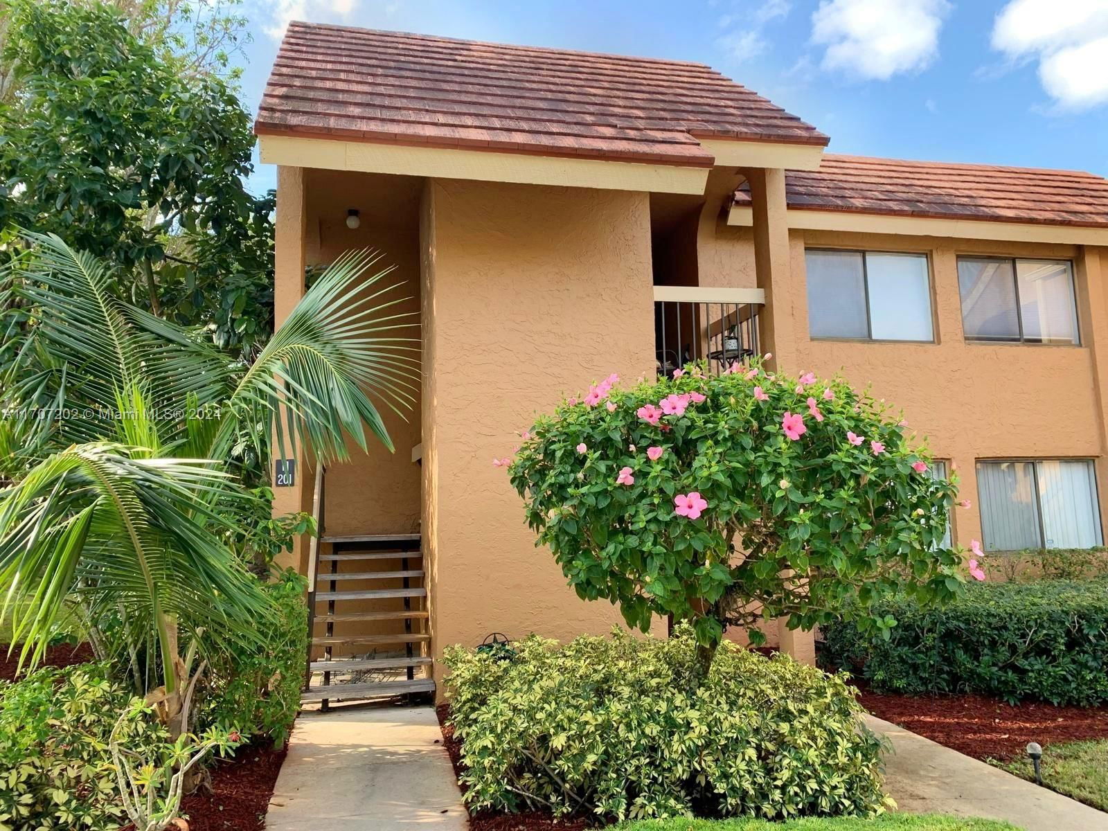 Real estate property located at 11231 Green Lake Dr #201, Palm Beach, GREEN LAKES CONDO 1 THRU, Boynton Beach, FL