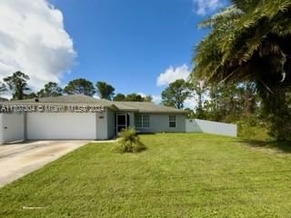 Real estate property located at 438 Columbus Blvd, Lee, Lehigh Acres, Lehigh Acres, FL