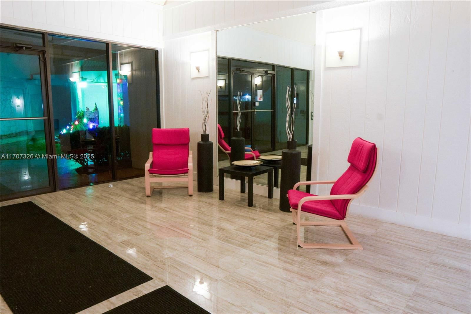 Real estate property located at 301 Racquet Club Rd #307, Broward, Building Four Of Racquet, Weston, FL