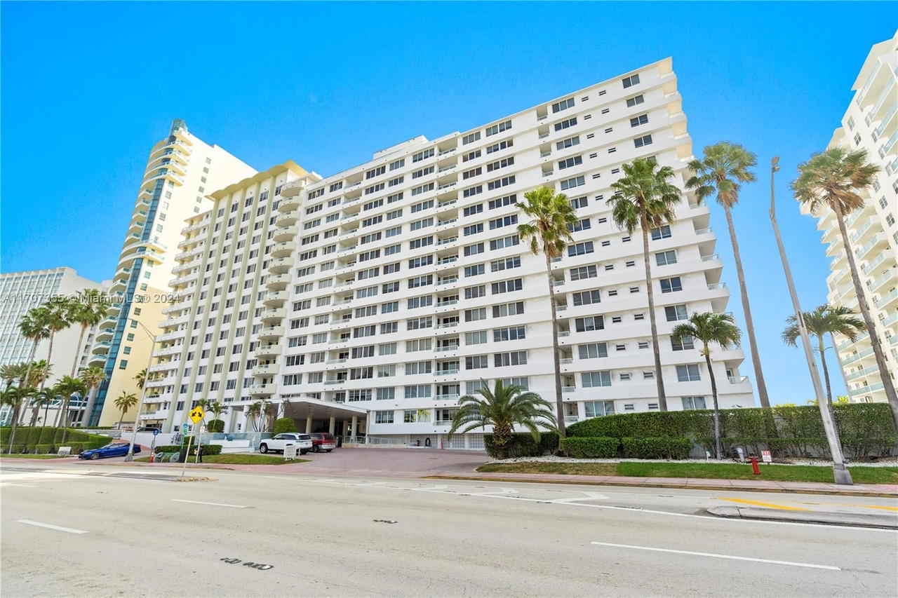 Real estate property located at 5005 Collins Ave #425, Miami-dade, The Carriage Club North, Miami Beach, FL
