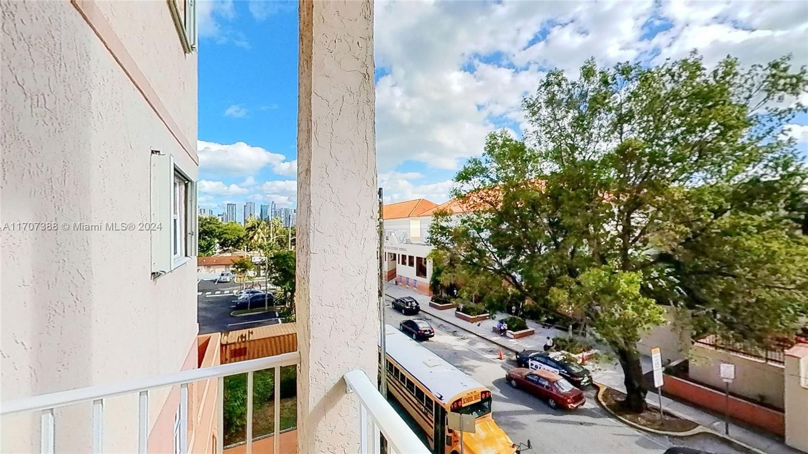 Real estate property located at 199 12th Ave #313E, Miami-Dade, PRESIDENTIAL CORNERS COND, Miami, FL