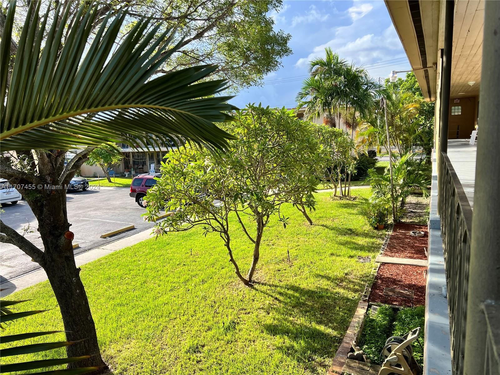 Real estate property located at 391 4th Ave #9, Miami-Dade, ESSEX VILLAGE 4TH ADDN, Hialeah, FL