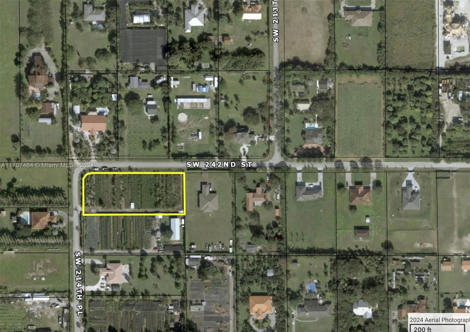 Real estate property located at 24201 214 PLACE, Miami-Dade, Bonanza Ranchos, Homestead, FL