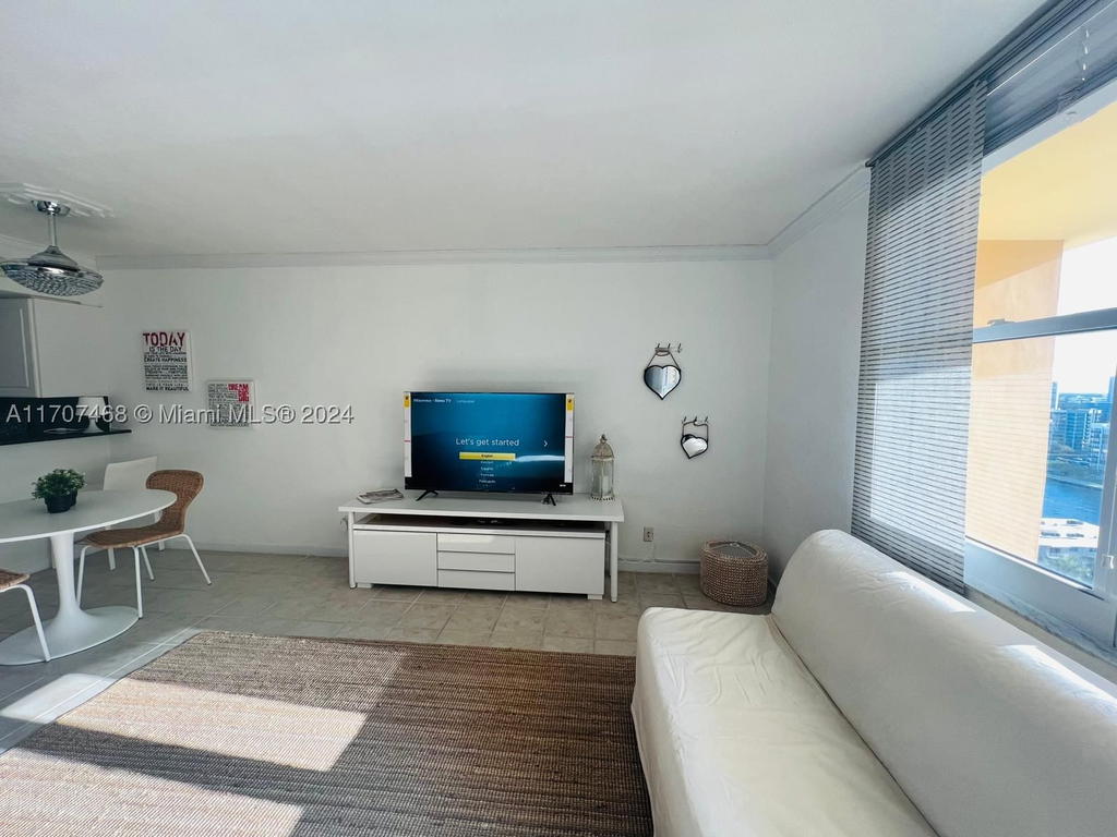 Real estate property located at 2501 Ocean Dr PH32, Broward, Wave Condo, Hollywood, FL