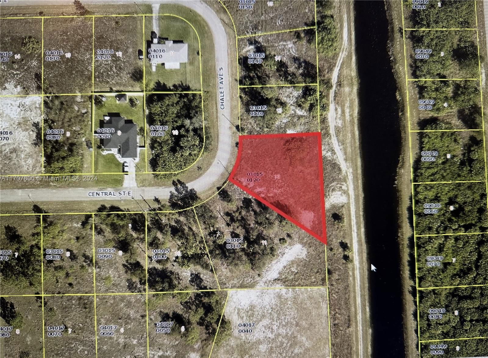 Real estate property located at 389 Chalet Ave S, Lee, Lehigh Acres, Lehigh Acres, FL