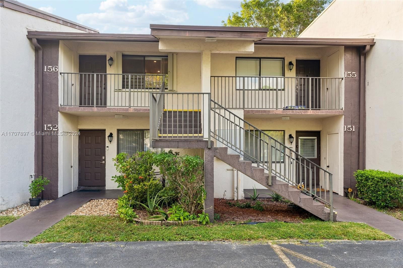 Real estate property located at 156 Laurel Dr #1006, Broward, LAURELS AT MARGATE CONDO, Margate, FL