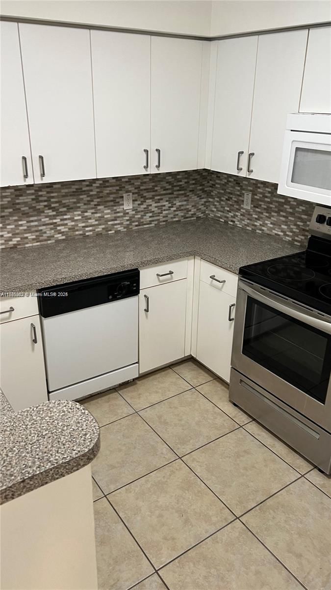 Real estate property located at 4580 107th Ave #207-13, Miami-dade, Enclave At Doral Condo No, Doral, FL