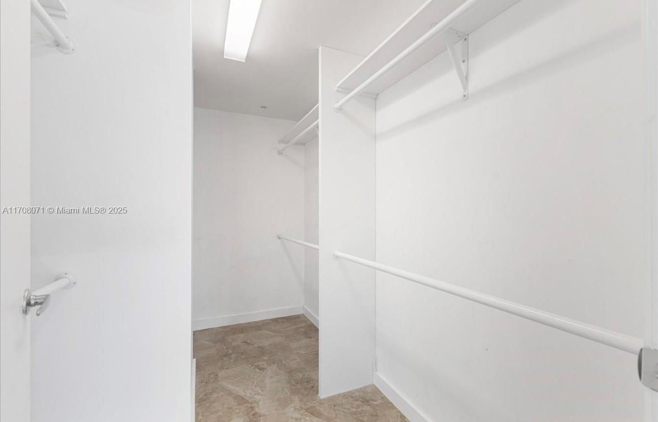 Real estate property located at 9055 73rd Ct #1909, Miami-dade, Metropolis I At Dadeland, Miami, FL