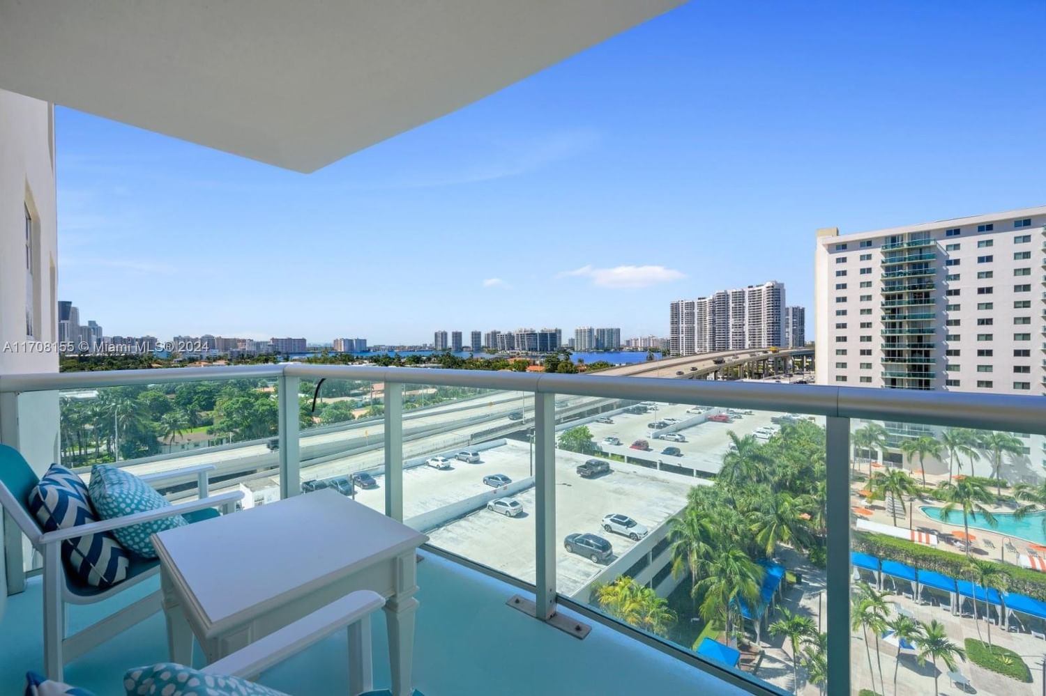 Real estate property located at 19370 Collins Ave #902, Miami-Dade, OCEAN RESERVE CONDO, Sunny Isles Beach, FL