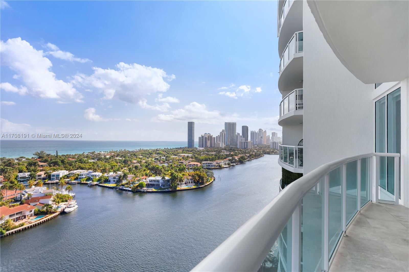 Real estate property located at 20201 Country Club Dr #1902, Miami-Dade, HAMPTONS SOUTH CONDO, Aventura, FL