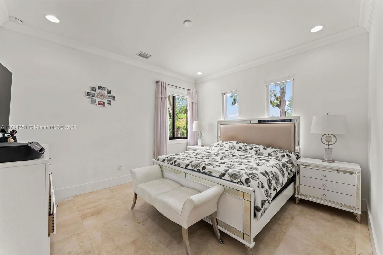 Real estate property located at 9980 66th St, Miami-dade, Subdivision Of, Miami, FL