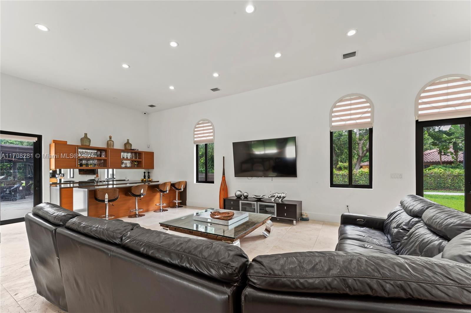 Real estate property located at 9980 66th St, Miami-dade, Subdivision Of, Miami, FL