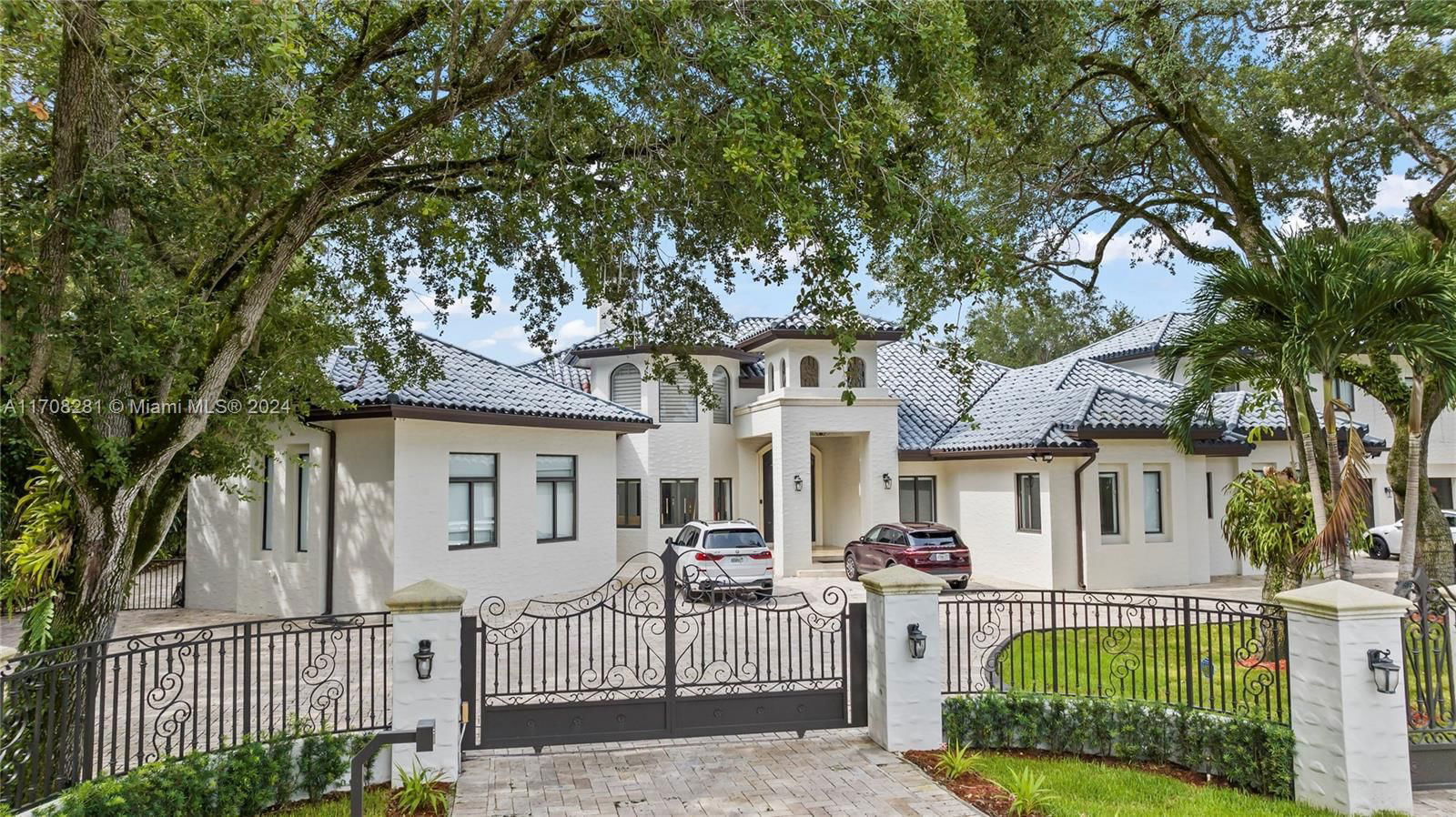 Real estate property located at 9980 66th St, Miami-dade, Subdivision Of, Miami, FL